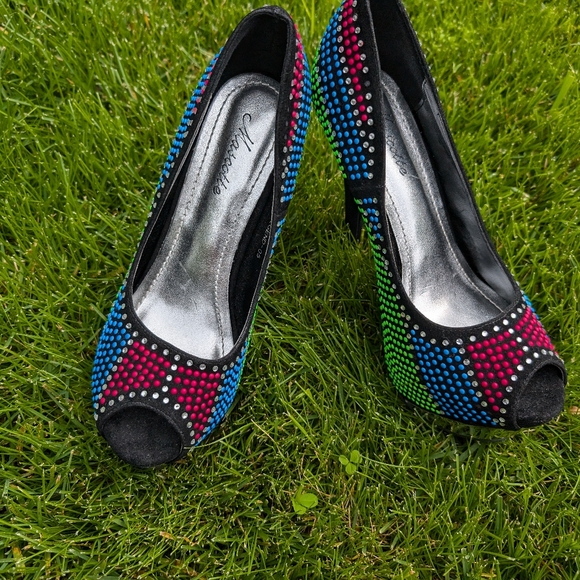 Mascotte size 8 multi colored rhinestone  high heels - Picture 5 of 5